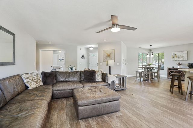 116 Evergreen Dr, Lodi, CA 95242