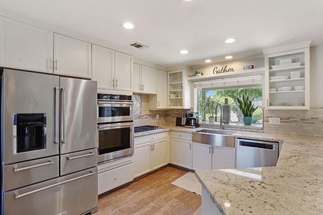 116 Evergreen Dr, Lodi, CA 95242