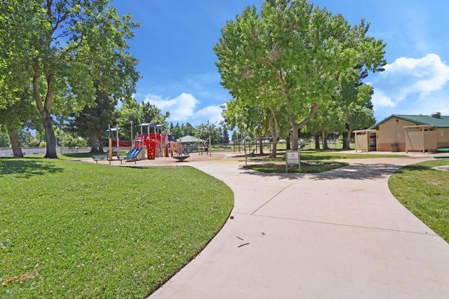 116 Evergreen Dr, Lodi, CA 95242