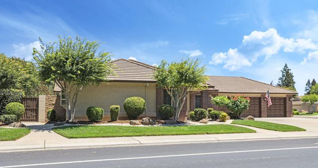 116 Evergreen Dr, Lodi, CA 95242