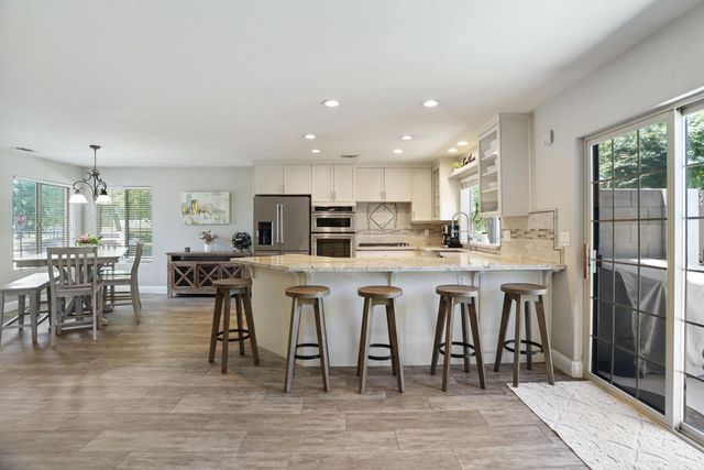116 Evergreen Dr, Lodi, CA 95242