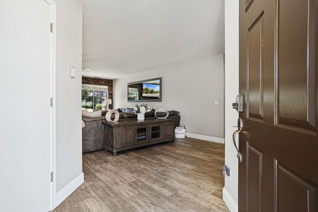 116 Evergreen Dr, Lodi, CA 95242