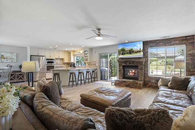 116 Evergreen Dr, Lodi, CA 95242