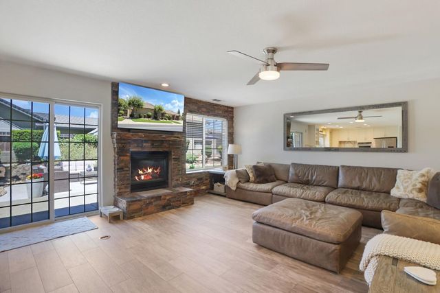 116 Evergreen Dr, Lodi, CA 95242