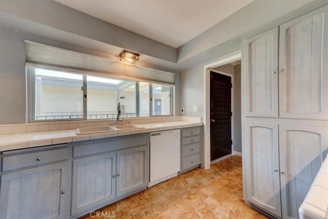 3612 Vista Bella 5, Oceanside, CA 92057