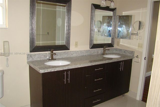 2784 Oakleigh Ln 0, Davie, FL 33328