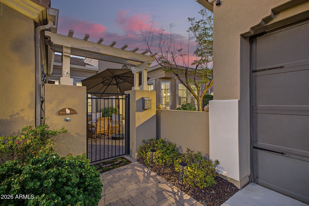 12954 W LONE TREE Trail, Peoria, AZ 85383 — photo 3