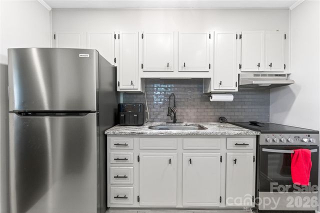 3241 Minnesota Road, Charlotte, NC 28208
