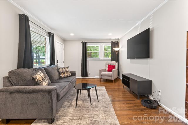 3241 Minnesota Road, Charlotte, NC 28208