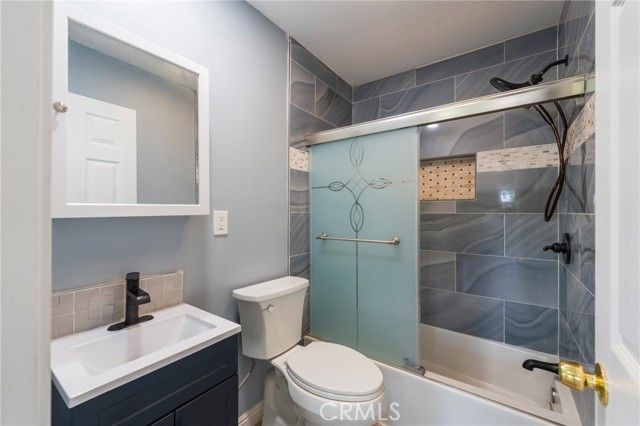 1680 S Rimpau Boulevard, Los Angeles, CA 90019