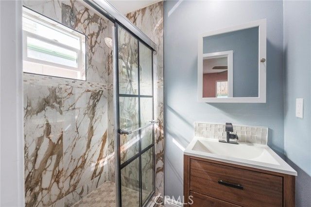 1680 S Rimpau Boulevard, Los Angeles, CA 90019