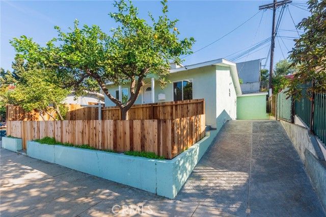 1680 S Rimpau Boulevard, Los Angeles, CA 90019