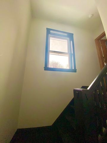 5225 W Deming Place 2, Chicago, IL 60639