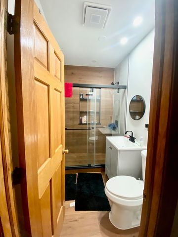 5225 W Deming Place 2, Chicago, IL 60639