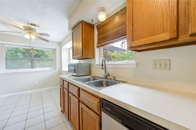 2923 Cottonfield Way, Sugar Land, TX 77479