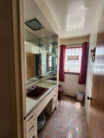 6723 S Euclid Avenue, Chicago, IL 60649