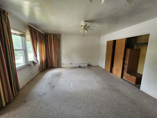 6723 S Euclid Avenue, Chicago, IL 60649