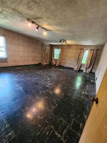6723 S Euclid Avenue, Chicago, IL 60649