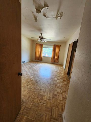6723 S Euclid Avenue, Chicago, IL 60649