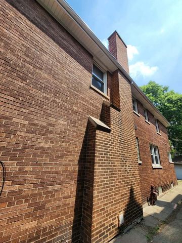 6723 S Euclid Avenue, Chicago, IL 60649