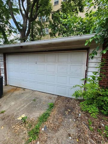 6723 S Euclid Avenue, Chicago, IL 60649