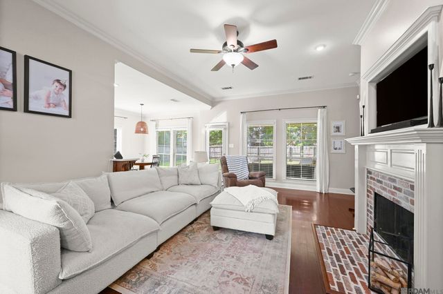 2644 Long Branch Ave, Zachary, LA 70791