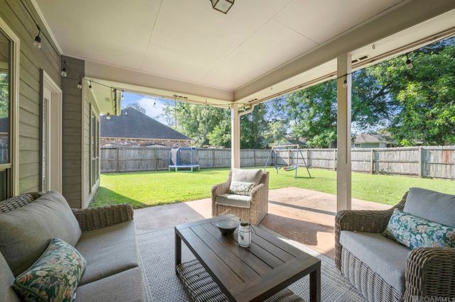 2644 Long Branch Ave, Zachary, LA 70791