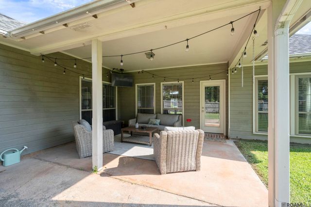 2644 Long Branch Ave, Zachary, LA 70791