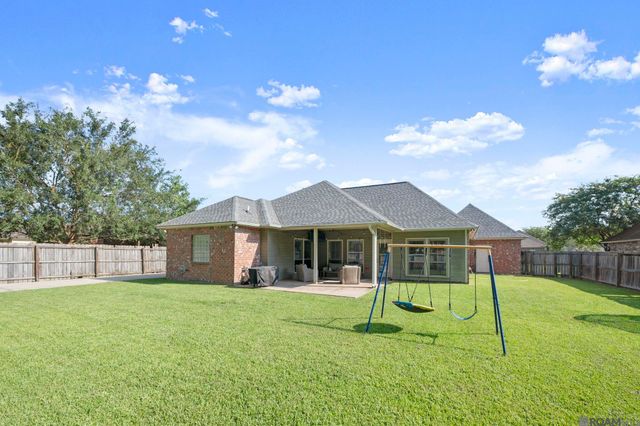 2644 Long Branch Ave, Zachary, LA 70791
