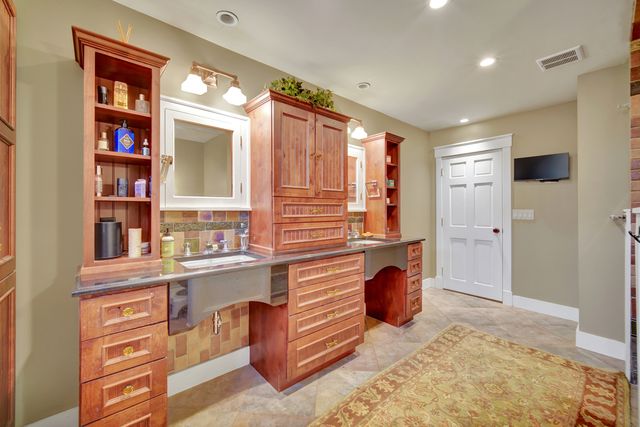 50 Consola Drive, Orland Park, IL 60467