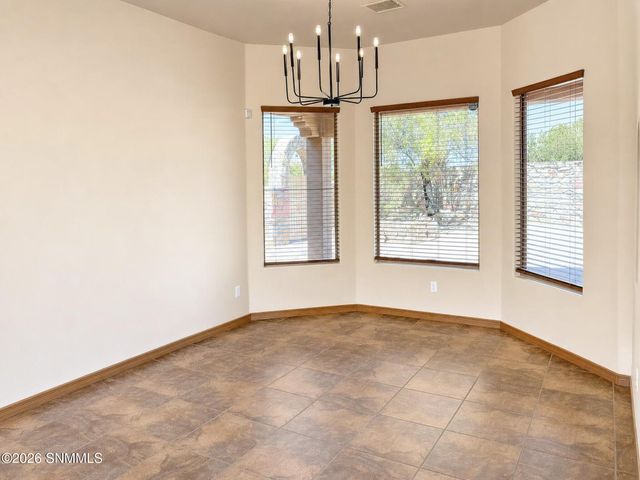8925 Bougainvillea Court, Las Cruces, NM 88011