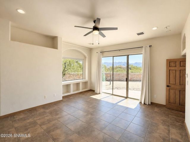 8925 Bougainvillea Court, Las Cruces, NM 88011