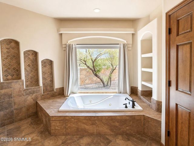 8925 Bougainvillea Court, Las Cruces, NM 88011