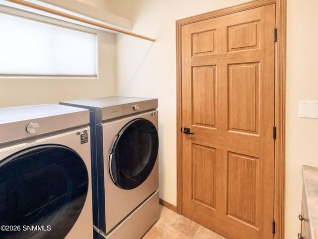 8925 Bougainvillea Court, Las Cruces, NM 88011