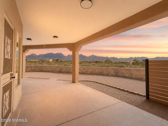 8925 Bougainvillea Court, Las Cruces, NM 88011