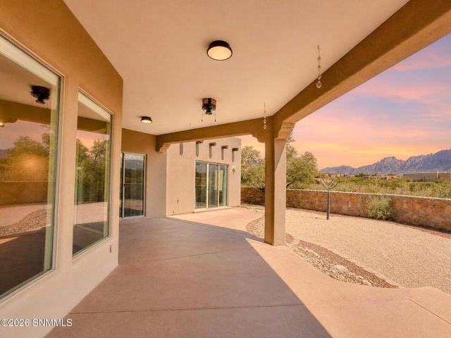 8925 Bougainvillea Court, Las Cruces, NM 88011