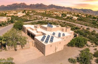 8925 Bougainvillea Court, Las Cruces, NM 88011