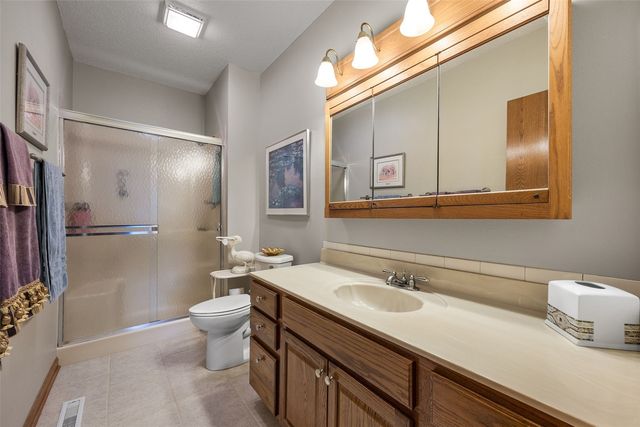 4761 Westchester Drive NE A, Cedar Rapids, IA 52402