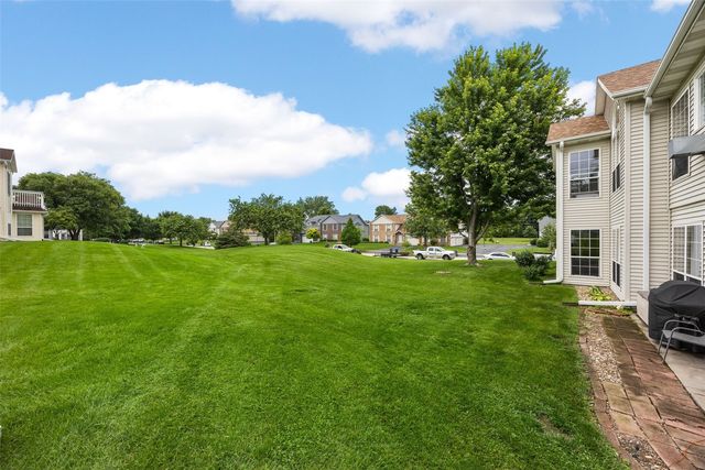 4761 Westchester Drive NE A, Cedar Rapids, IA 52402
