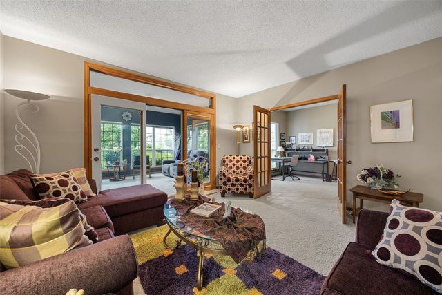 4761 Westchester Drive NE A, Cedar Rapids, IA 52402
