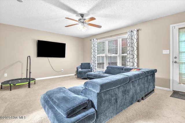 307 Softwood Court, Jacksonville, NC 28540