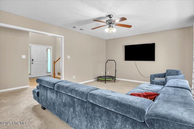 307 Softwood Court, Jacksonville, NC 28540