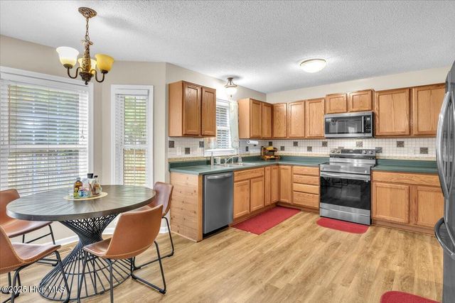 307 Softwood Court, Jacksonville, NC 28540
