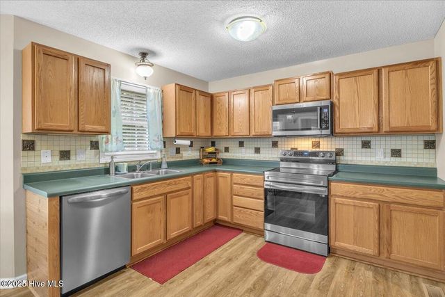 307 Softwood Court, Jacksonville, NC 28540