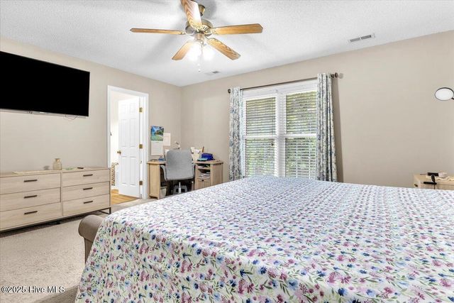 307 Softwood Court, Jacksonville, NC 28540