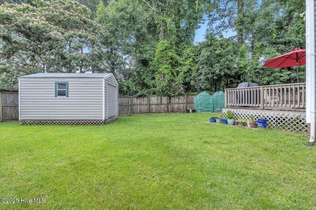 307 Softwood Court, Jacksonville, NC 28540