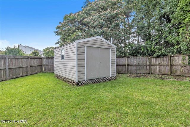 307 Softwood Court, Jacksonville, NC 28540