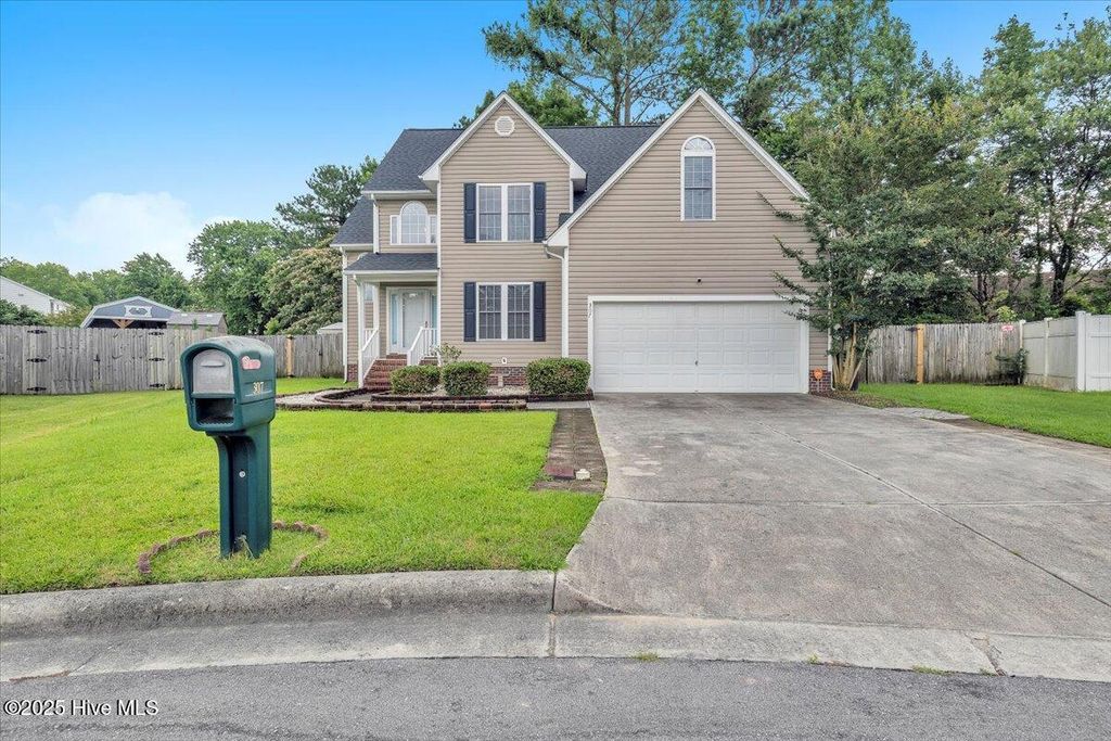 307 Softwood Court, Jacksonville, NC 28540