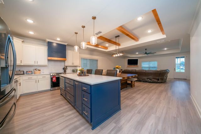 113 W Ruth, White Oak, TX 75693