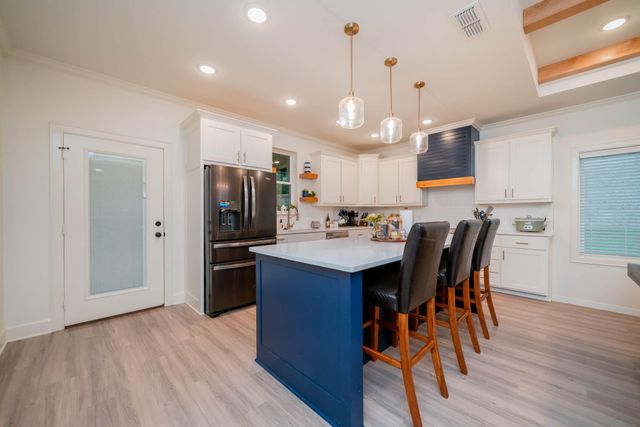 113 W Ruth, White Oak, TX 75693